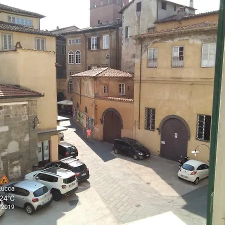 Tita's House Appartamento Lucca